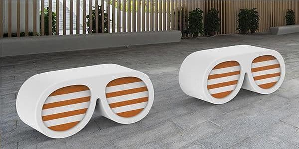 Indoor/outdoor Benches